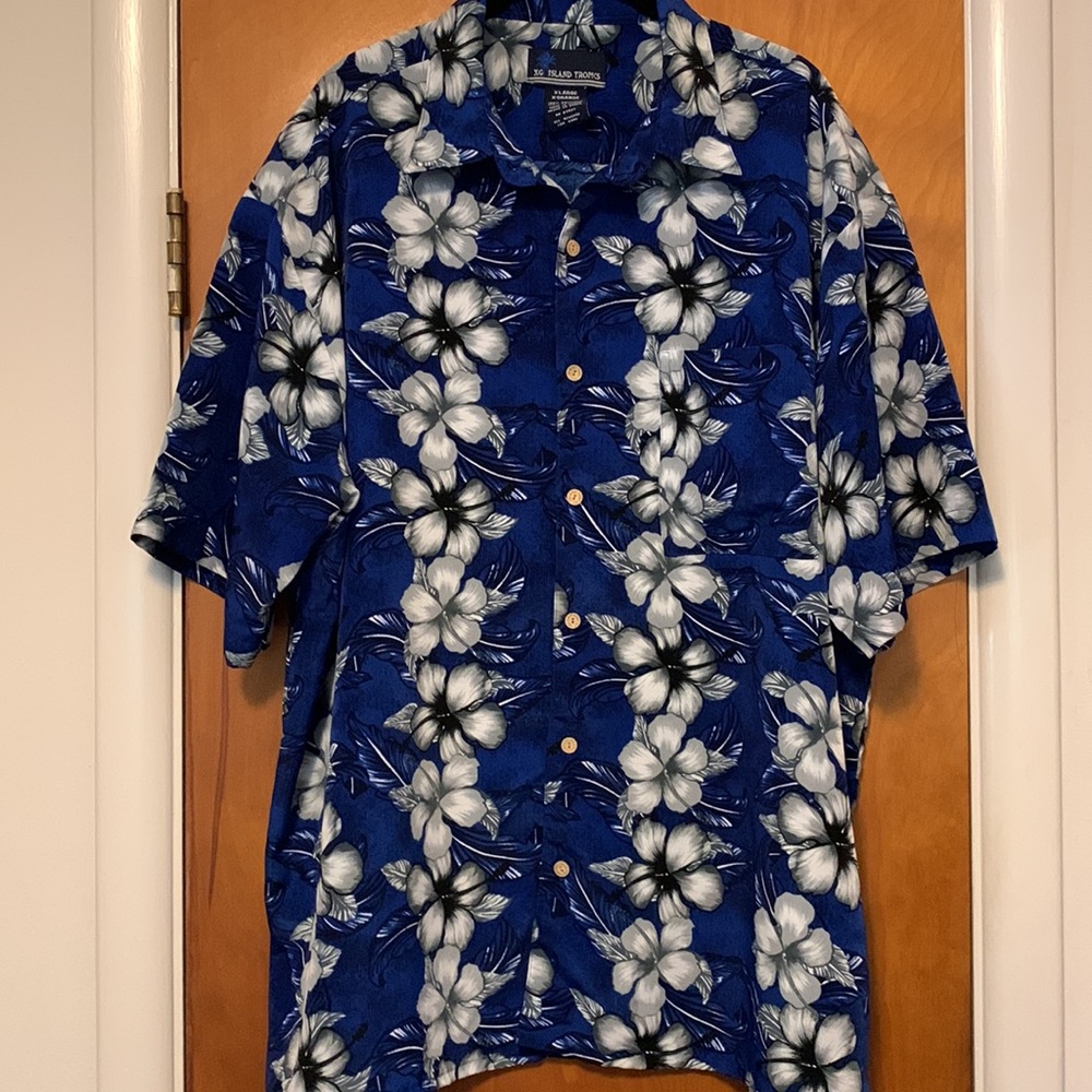 Men’s Hawaiian shirt
